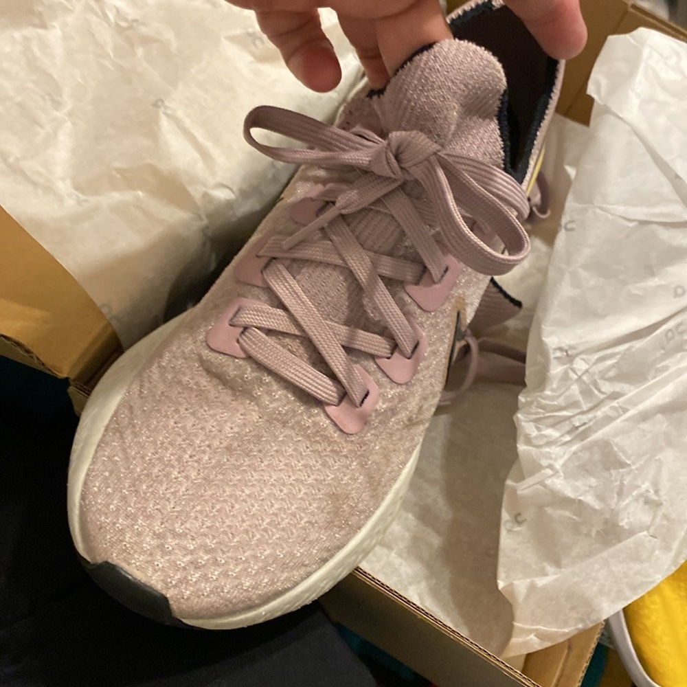 Nike React Size 8 - image 4